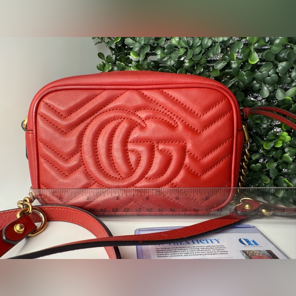 A cond Gucci GG Marmont mini camera bag in red quilted leather + free COA - Picture 7 of 12